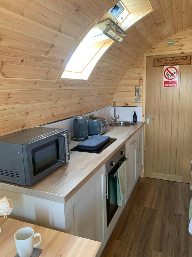 Loch An Eilean Pod Isle Of South Uist Villa Pollachara ภายนอก รูปภาพ