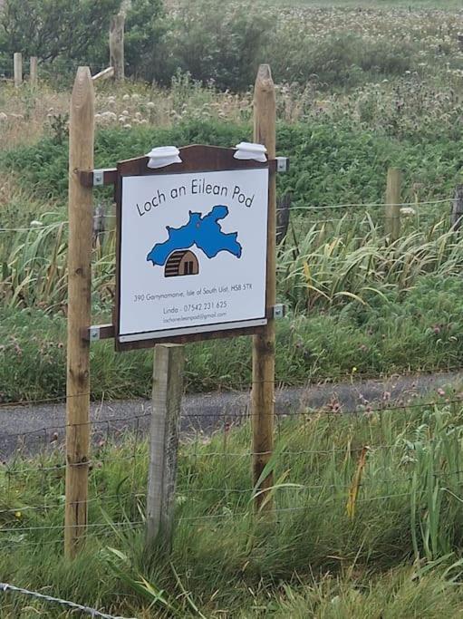 Loch An Eilean Pod Isle Of South Uist Villa Pollachara ภายนอก รูปภาพ