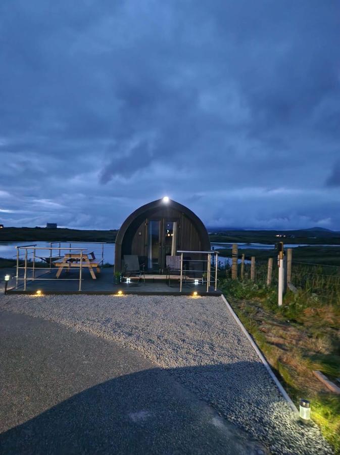 Loch An Eilean Pod Isle Of South Uist Villa Pollachara ภายนอก รูปภาพ