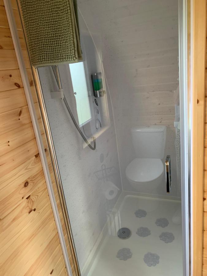 Loch An Eilean Pod Isle Of South Uist Villa Pollachara ภายนอก รูปภาพ