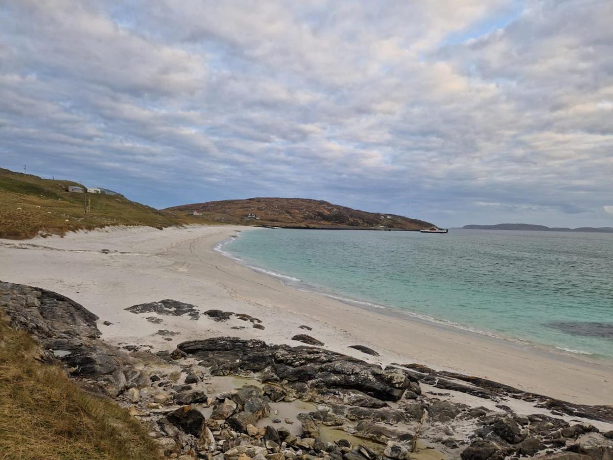 Loch An Eilean Pod Isle Of South Uist Villa Pollachara ภายนอก รูปภาพ